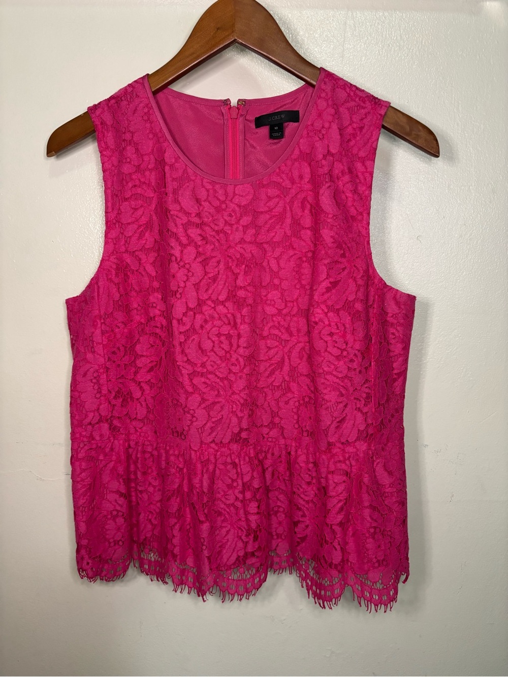 J Crew Pink Floral Lace Peplum Blouse Size 10 Coquette Preppy Crew Neck Fraying